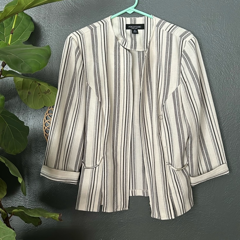 Zip up striped vintage blazer